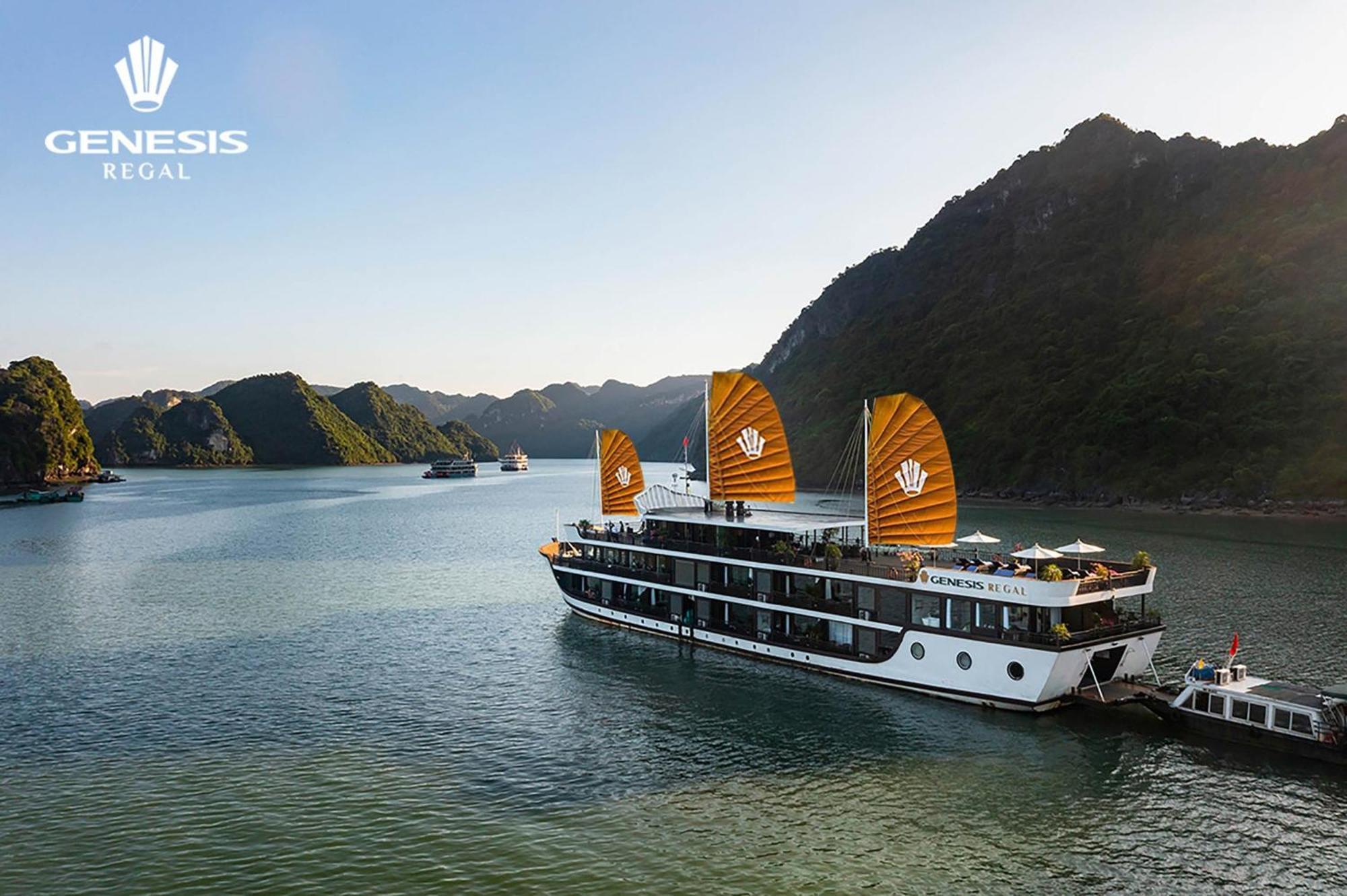 Hotel Genesis Luxury Regal Cruises Ha Long Exteriér fotografie