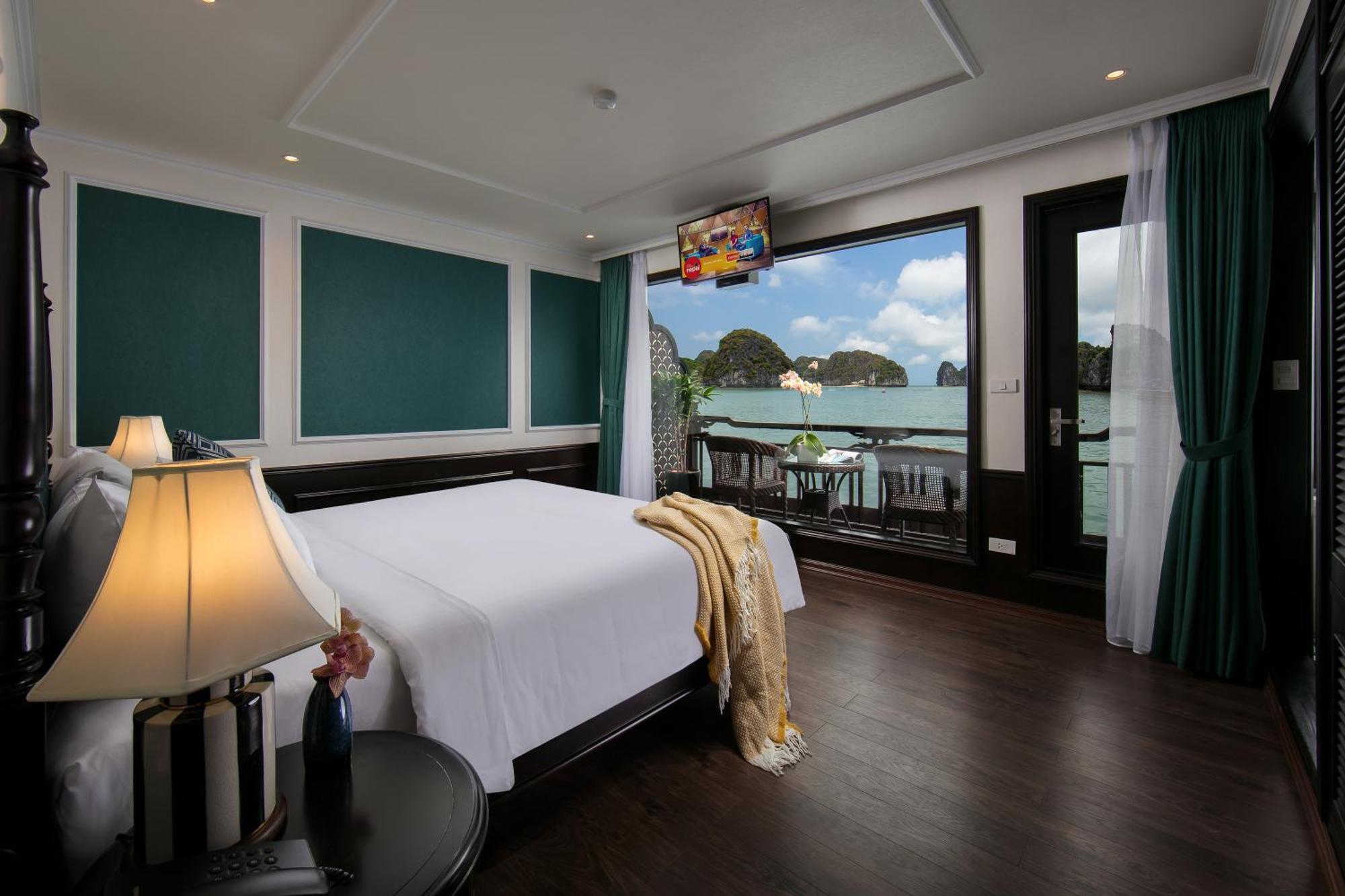 Hotel Genesis Luxury Regal Cruises Ha Long Pokoj fotografie